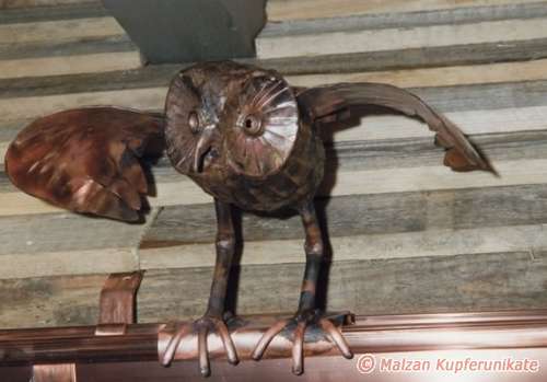 Schleiereule, Dachschmuck